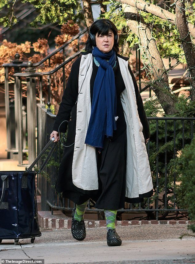 The looker was bundled up for her day out in Manhattan as the temperature plummets at the start of winter