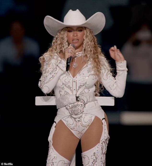 Beyoncé suffers from awkward wardrobe malfunction after NFL Christmas performance