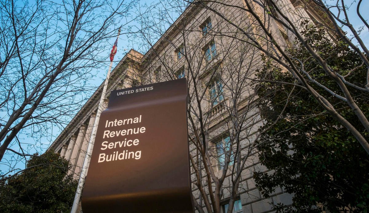 A million taxpayers will soon receive up to ,400 from the IRS. Who are they and why now?