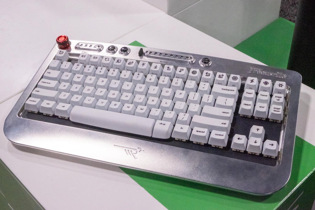 The latest Freewrite device is a fancy mechanical keyboard built with writers in mind