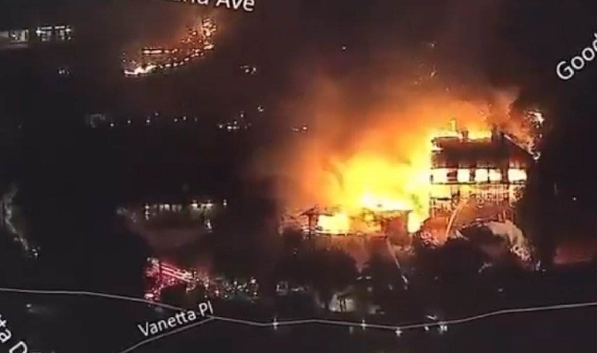 NEW CALIFORNIA FIRE ERUPTS! Studio City Now on Fire, Several Structures Engulfed (VIDEO) | The Gateway Pundit