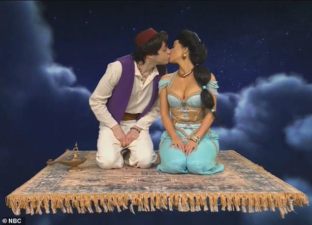 They made headlines after sharing a kissing scene during an Aladdin magic carpet ride skit