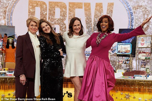 Shannon wore a white minidress for the occasion and paused for a snap with Drew as well as Gayle King and Jane Pauley