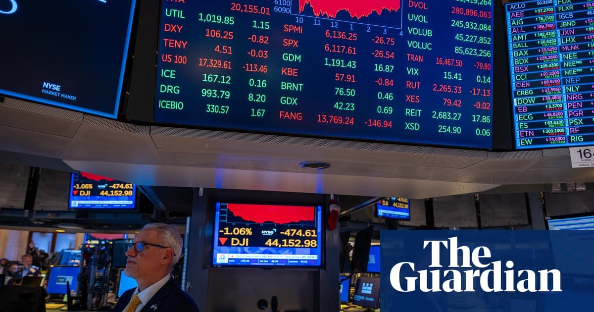 US stocks dip amid concerns over tariffs and consumer belt-tightening | US news