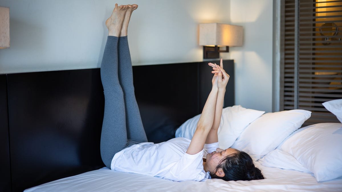 3 Fantastic Yoga Exercises to Help You Drift Off to Sleep