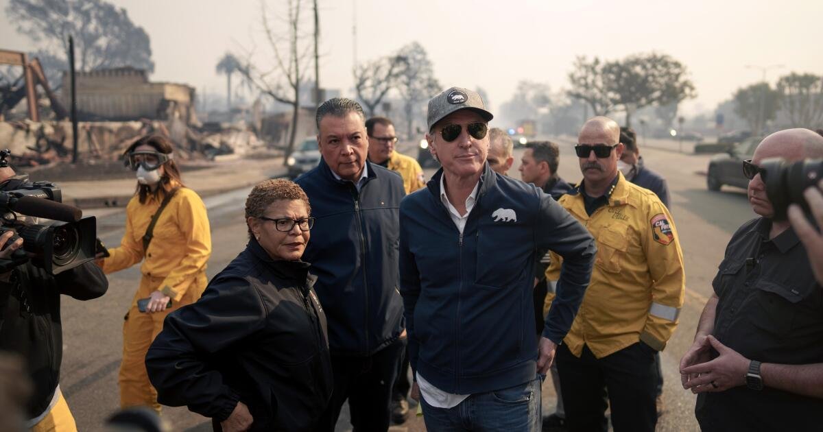 Newsom asks Congress for nearly  billion for L.A. wildfire relief